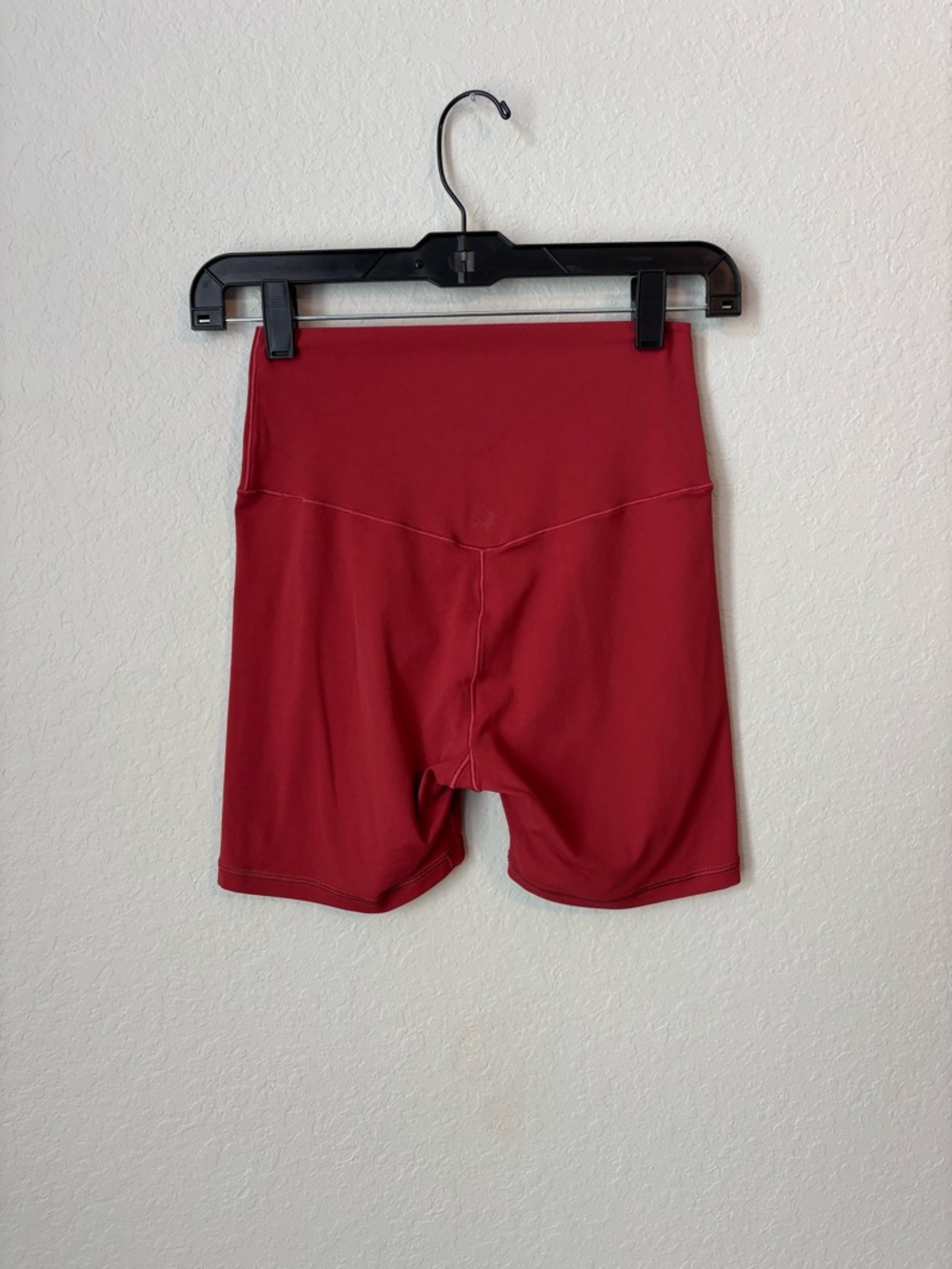 Aerie Offline 3 Piece Athletic Set with Top, Skort, & Bikers Size Medium - Picture 11 of 12